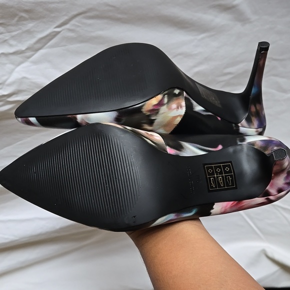 *New* Nine West 9M Purple Floral Heel - Picture 3 of 5